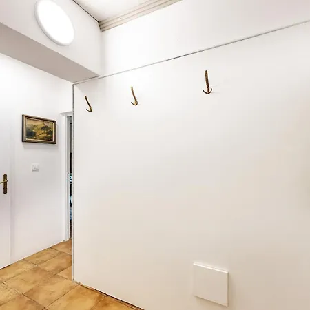 Appartement Center With Atrium